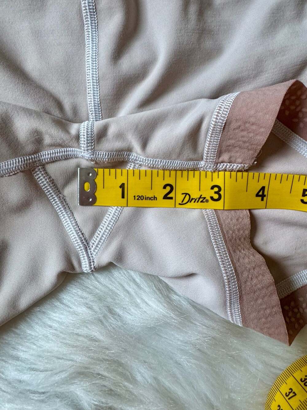 Lululemon Morning Match Short 3.5" Size 8 (RARE ITEM ESP IN THIS COLOR) - Picture 12 of 14